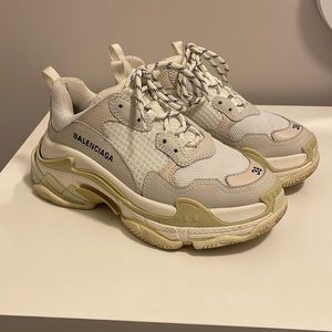 Balenciaga Triple S Sneaker